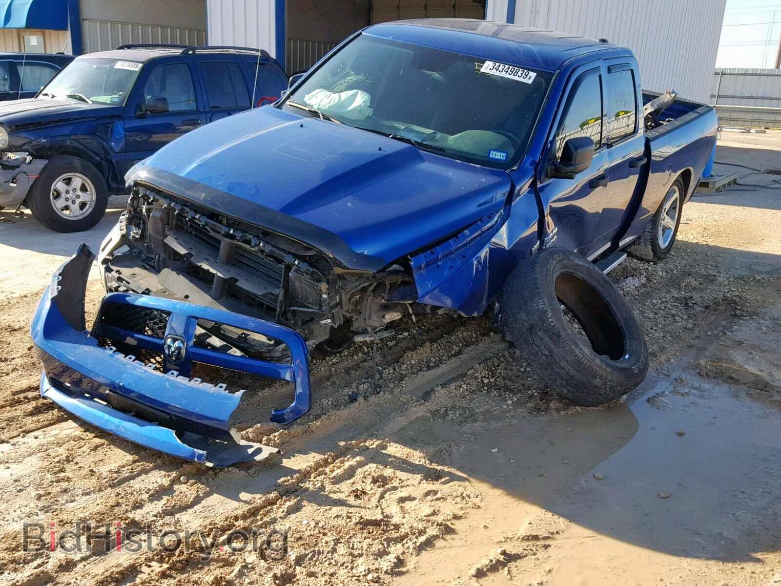 2017 RAM 1500 ST - VIN: 1C6RR6FT3HS655519 - Фото 2