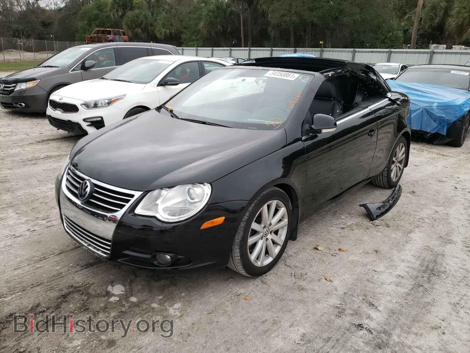 2008 VOLKSWAGEN EOS - VIN: WVWBA71F18V037946 - Фото 2
