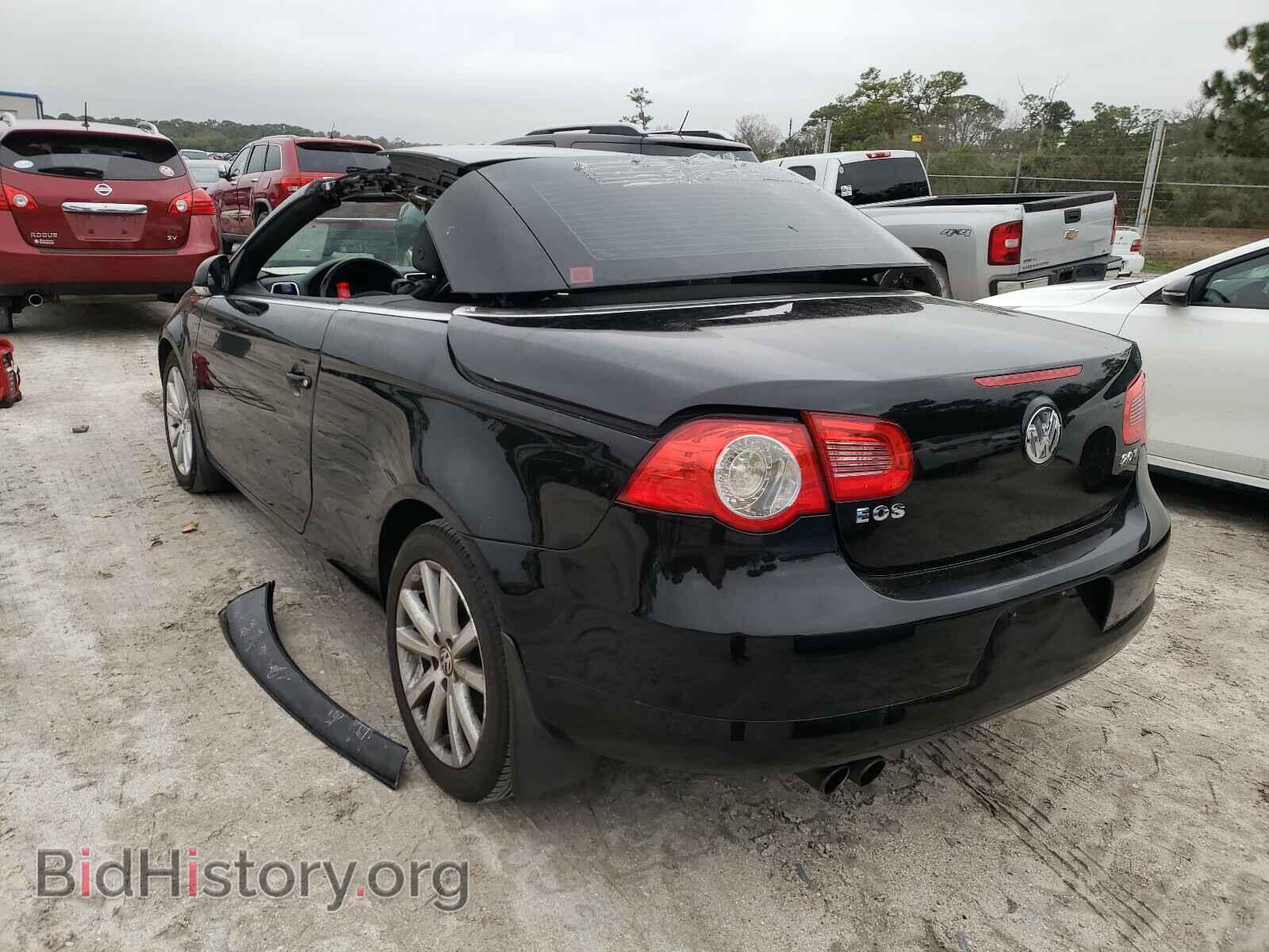 2008 VOLKSWAGEN EOS - VIN: WVWBA71F18V037946 - Фото 3
