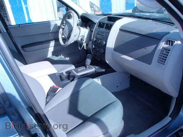 2011 FORD ESCAPE - VIN: 1FMCU0C73BKA32390 - Photo 5