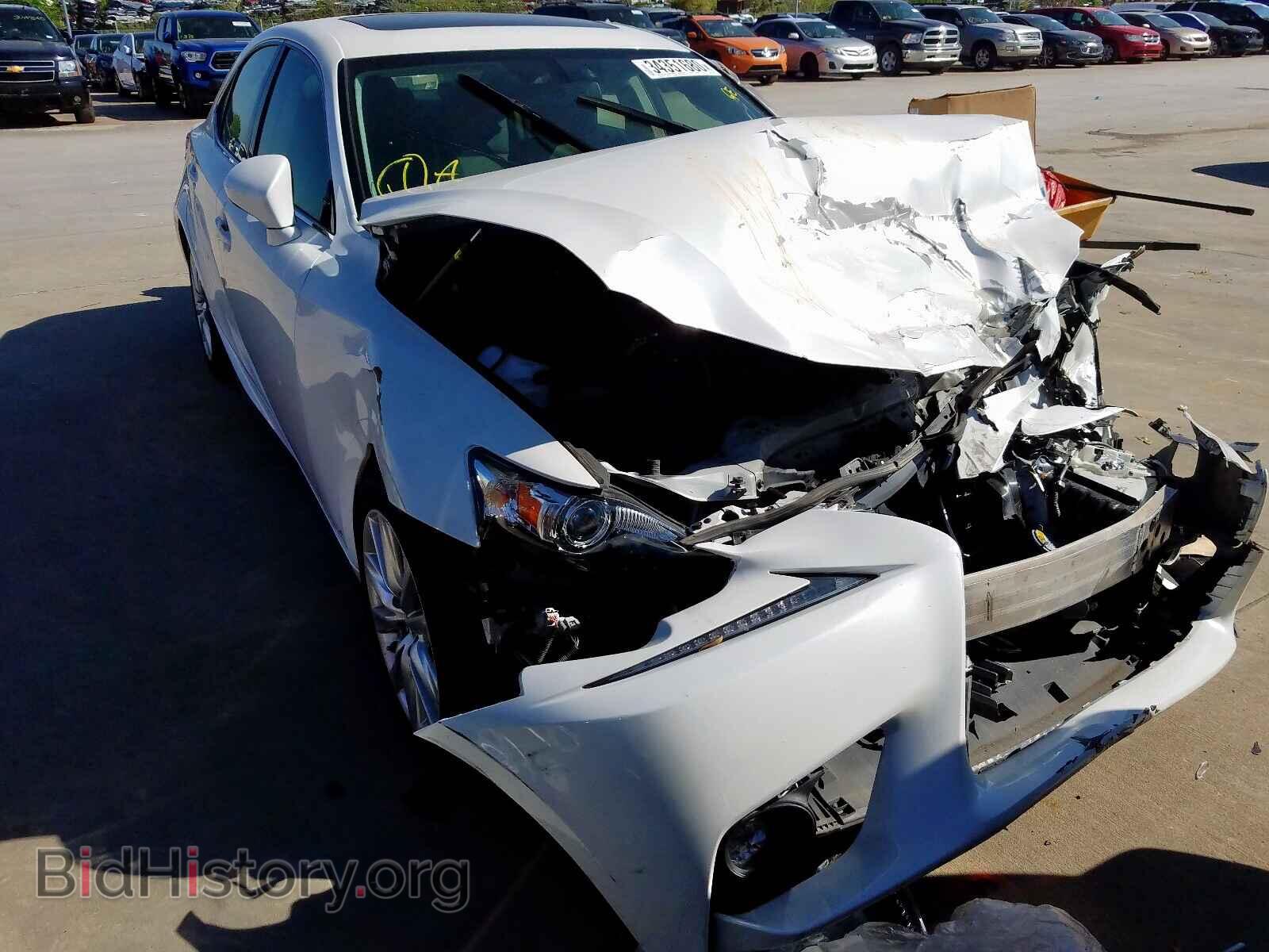 Фотография JTHBF1D24F5075920 - LEXUS IS 2015