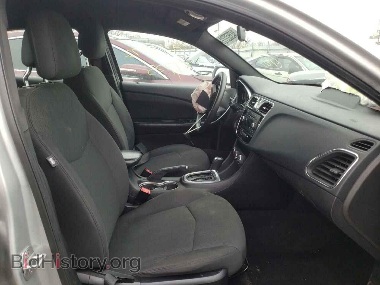 2012 CHRYSLER 200 - VIN: 1C3CCBAB8CN100536 - Фото 5