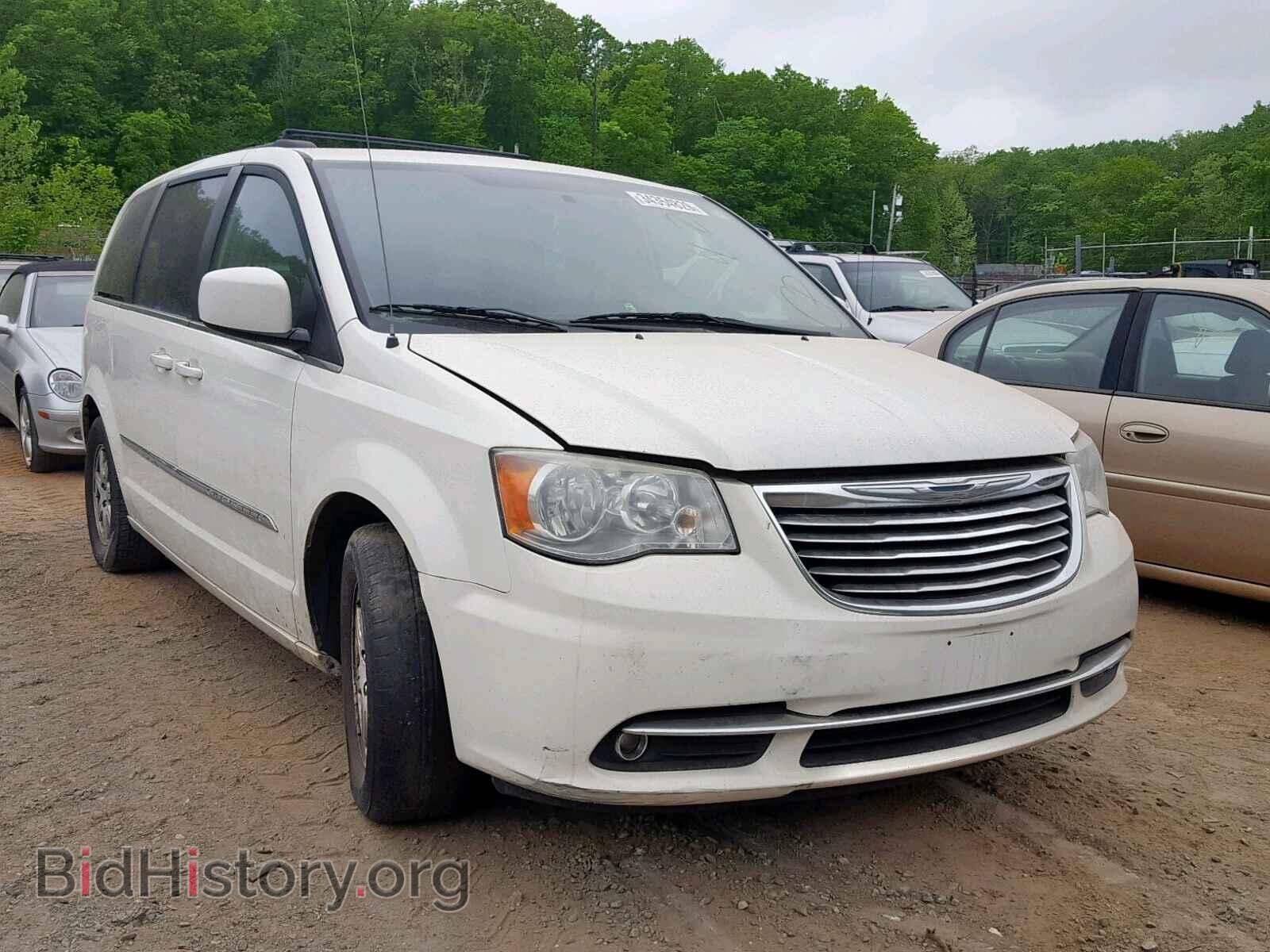 Photo 2A4RR5DG2BR701837 - CHRYSLER TOWN & COU 2011