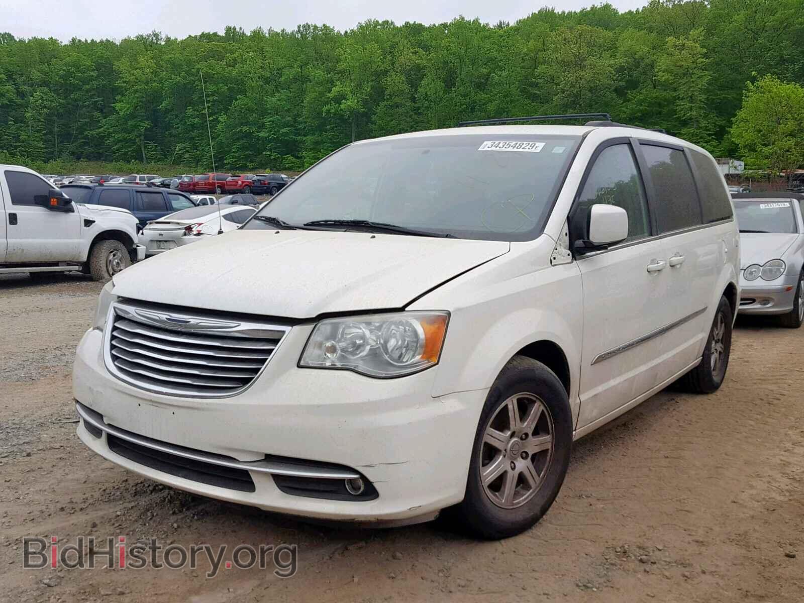 2011 CHRYSLER TOWN & COU - VIN: 2A4RR5DG2BR701837 - Фото 2