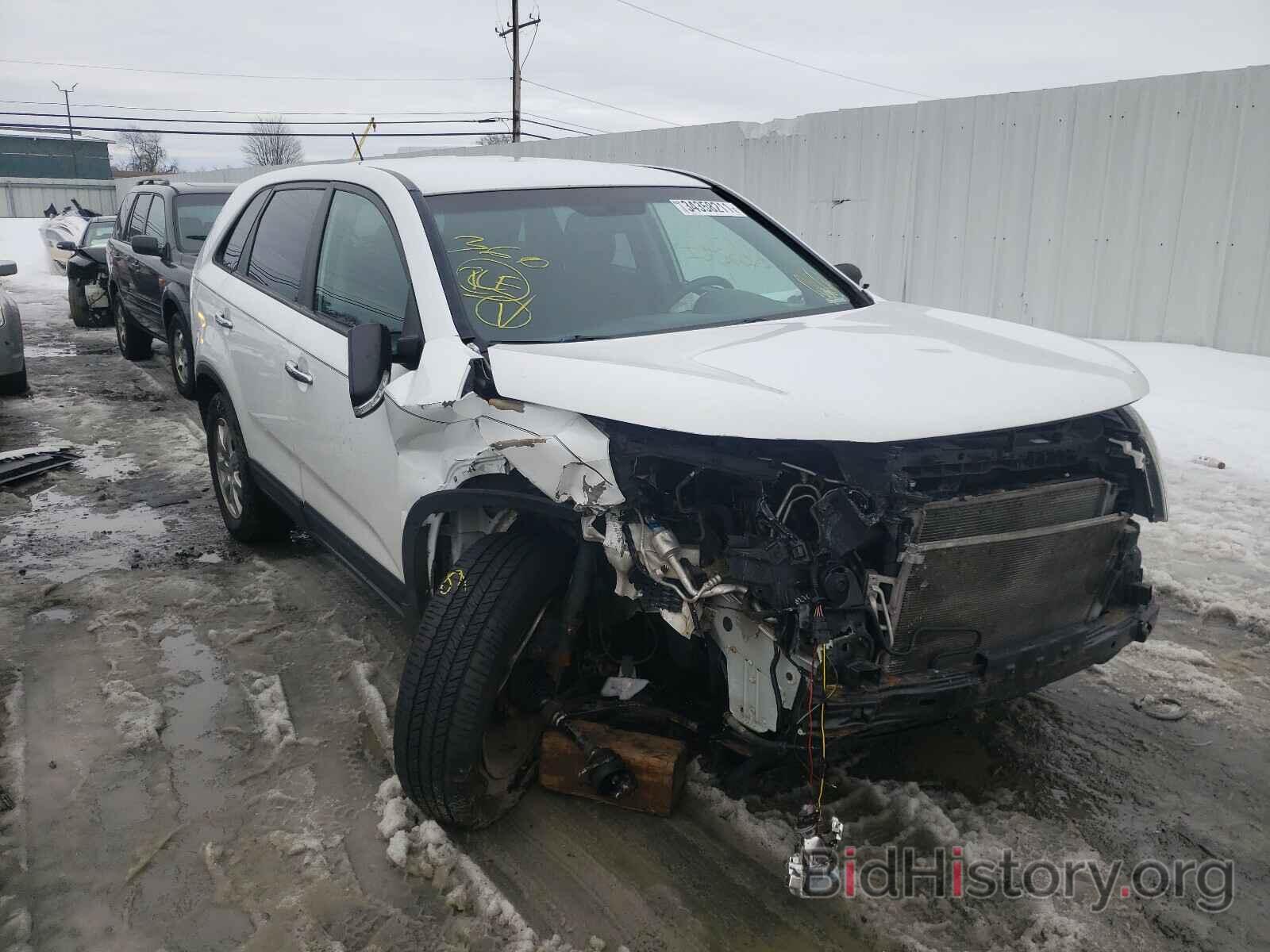 Photo 5XYKT3A17BG096019 - KIA SORENTO 2011