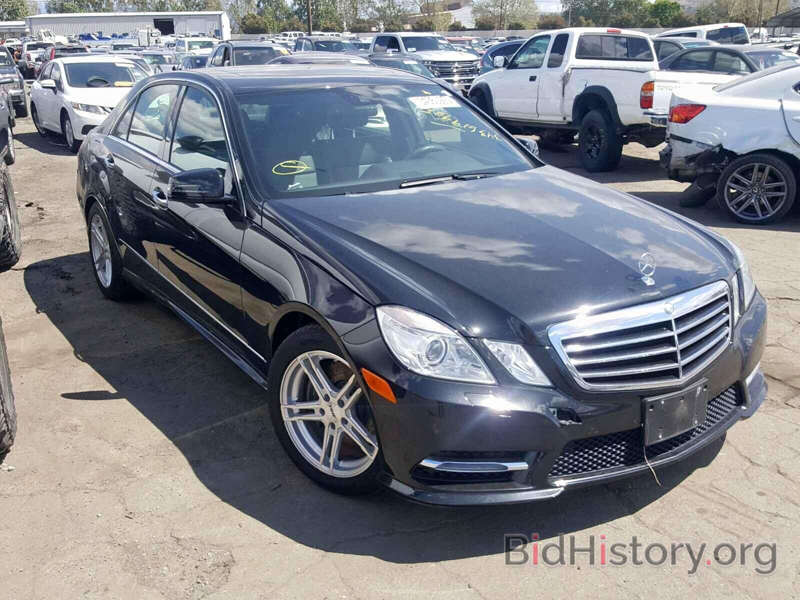 Photo WDDHF8JB9DA761017 - MERCEDES-BENZ E CLASS 2013