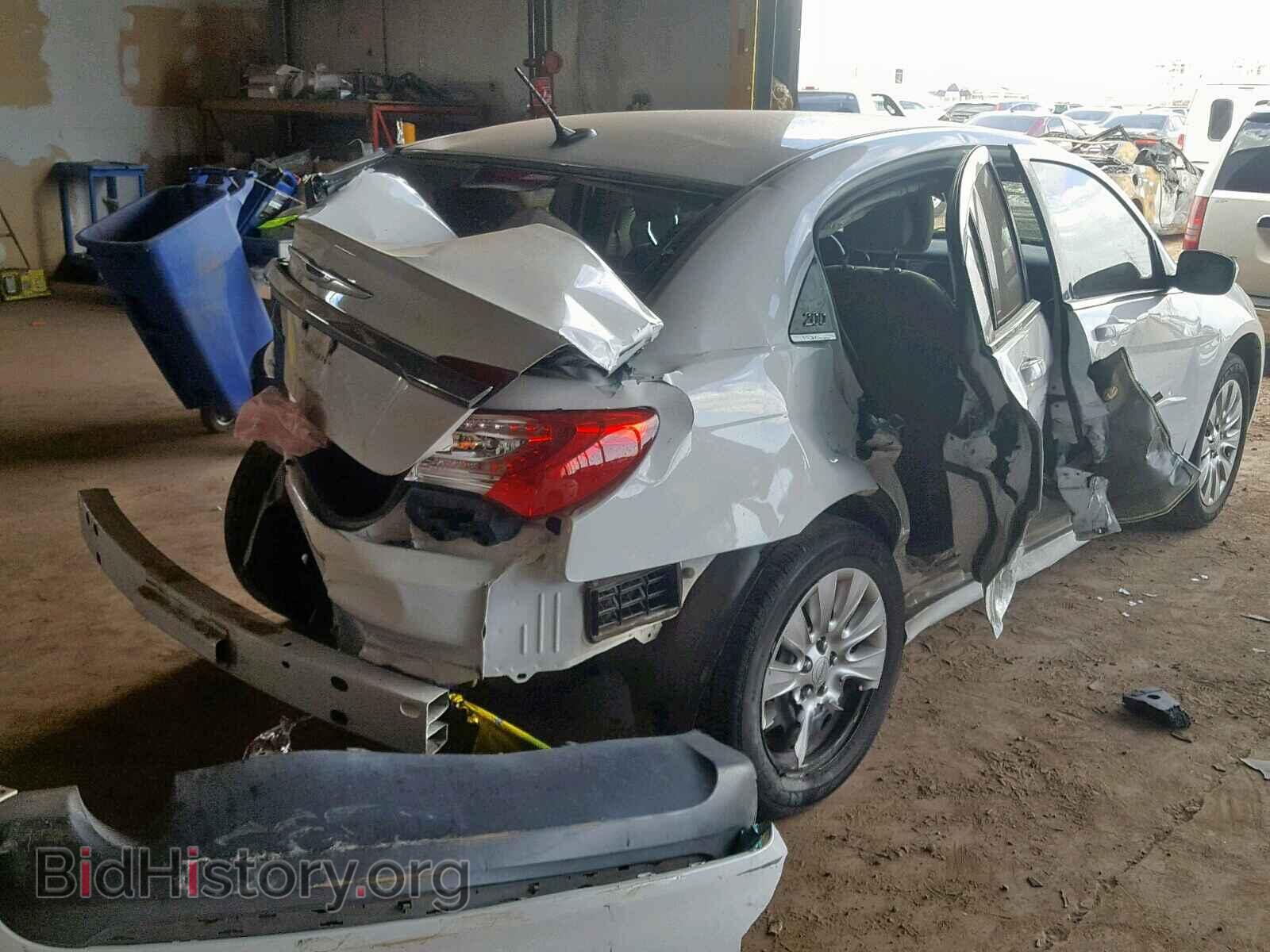 2012 CHRYSLER 200 - VIN: 1C3CCBAB6CN190673 - Фото 4