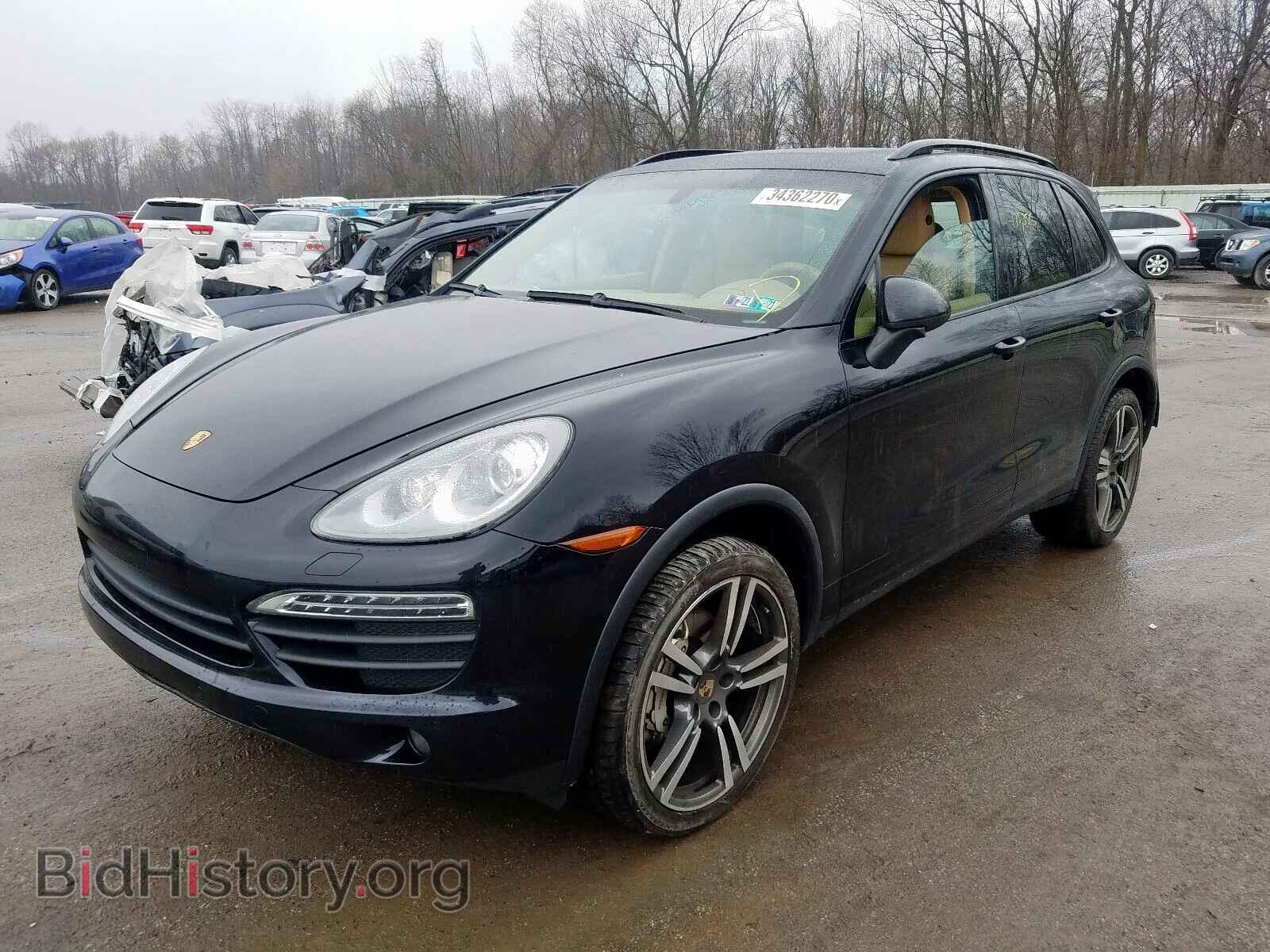 2011 PORSCHE CAYENNE - VIN: WP1AB2A22BLA54586 - Photo 2