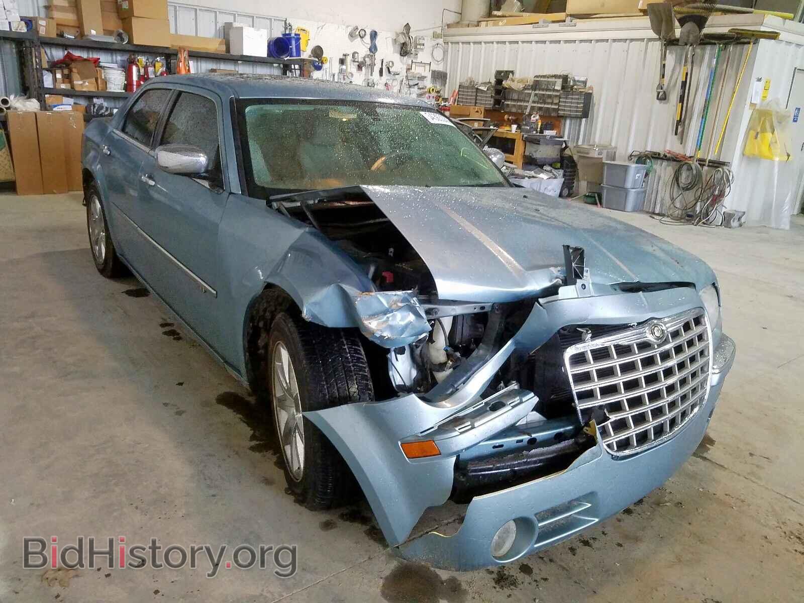 Фотография 2C3KA63T89H565723 - CHRYSLER 300 2009