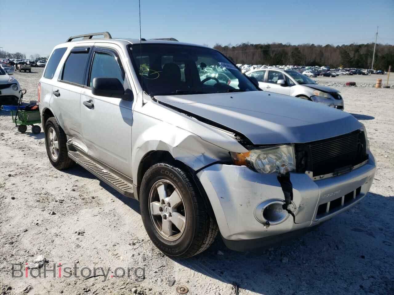 Фотография 1FMCU0D73BKC22799 - FORD ESCAPE 2011