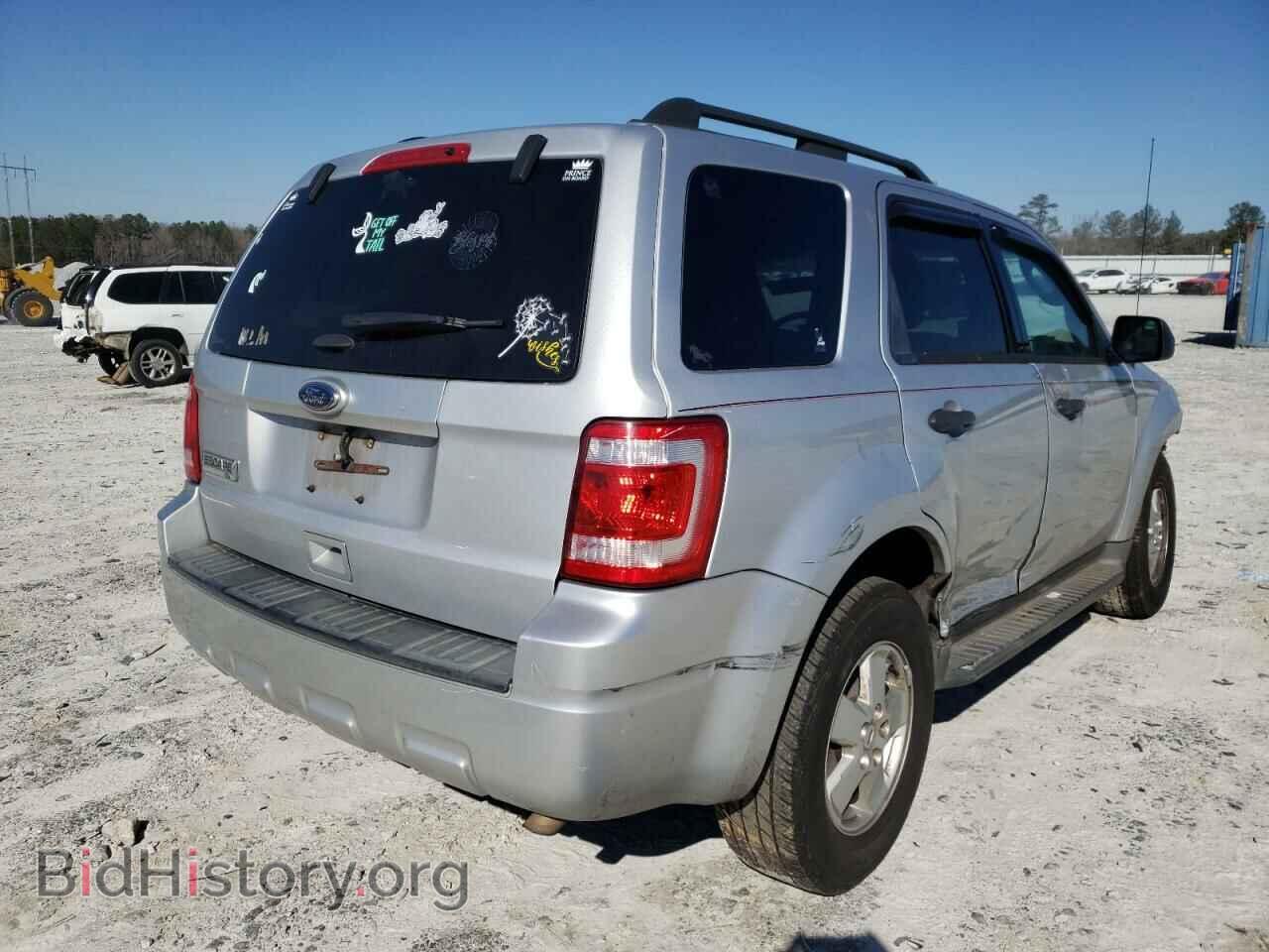 2011 FORD ESCAPE - VIN: 1FMCU0D73BKC22799 - Фото 4