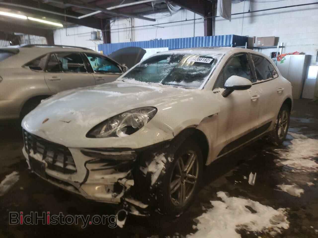 2017 PORSCHE MACAN - VIN: WP1AA2A57HLB05912 - Photo 2