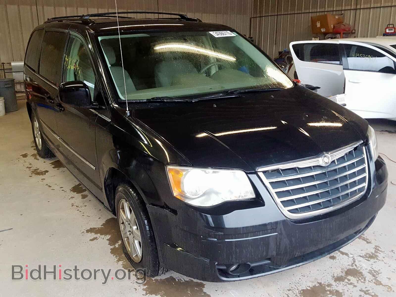 Фотография 2A4RR5D19AR451247 - CHRYSLER TOWN & COU 2010