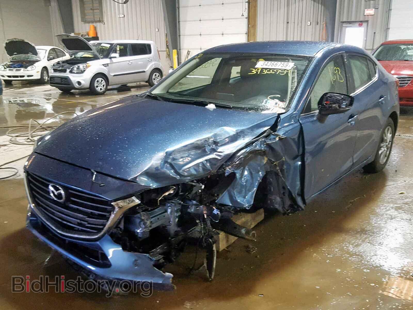 2018 MAZDA 3 - VIN: 3MZBN1U79JM272503 - Фото 2