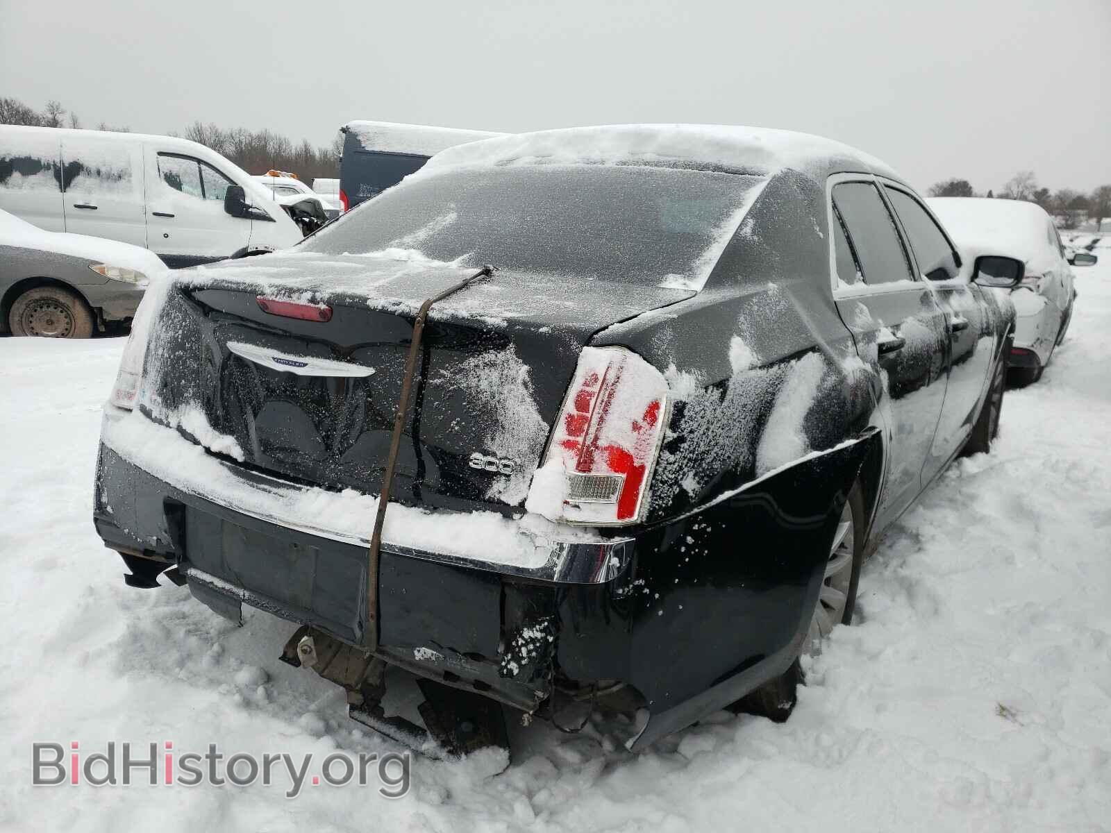 2014 CHRYSLER 300 - VIN: 2C3CCAAG4EH175767 - Фото 4