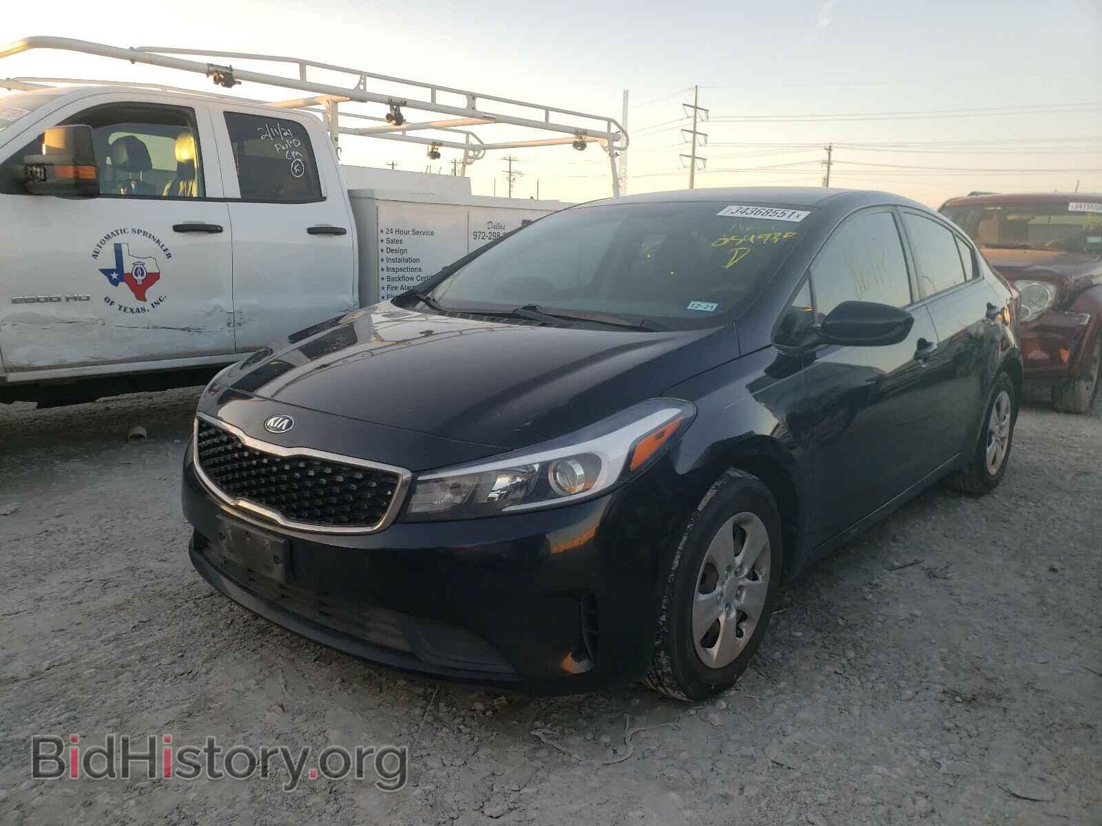2017 KIA FORTE - VIN: 3KPFK4A72HE054930 - Photo 2