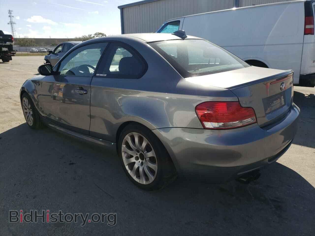 2011 BMW 1 SERIES - VIN: WBAUC9C53BVM09357 - Фото 3