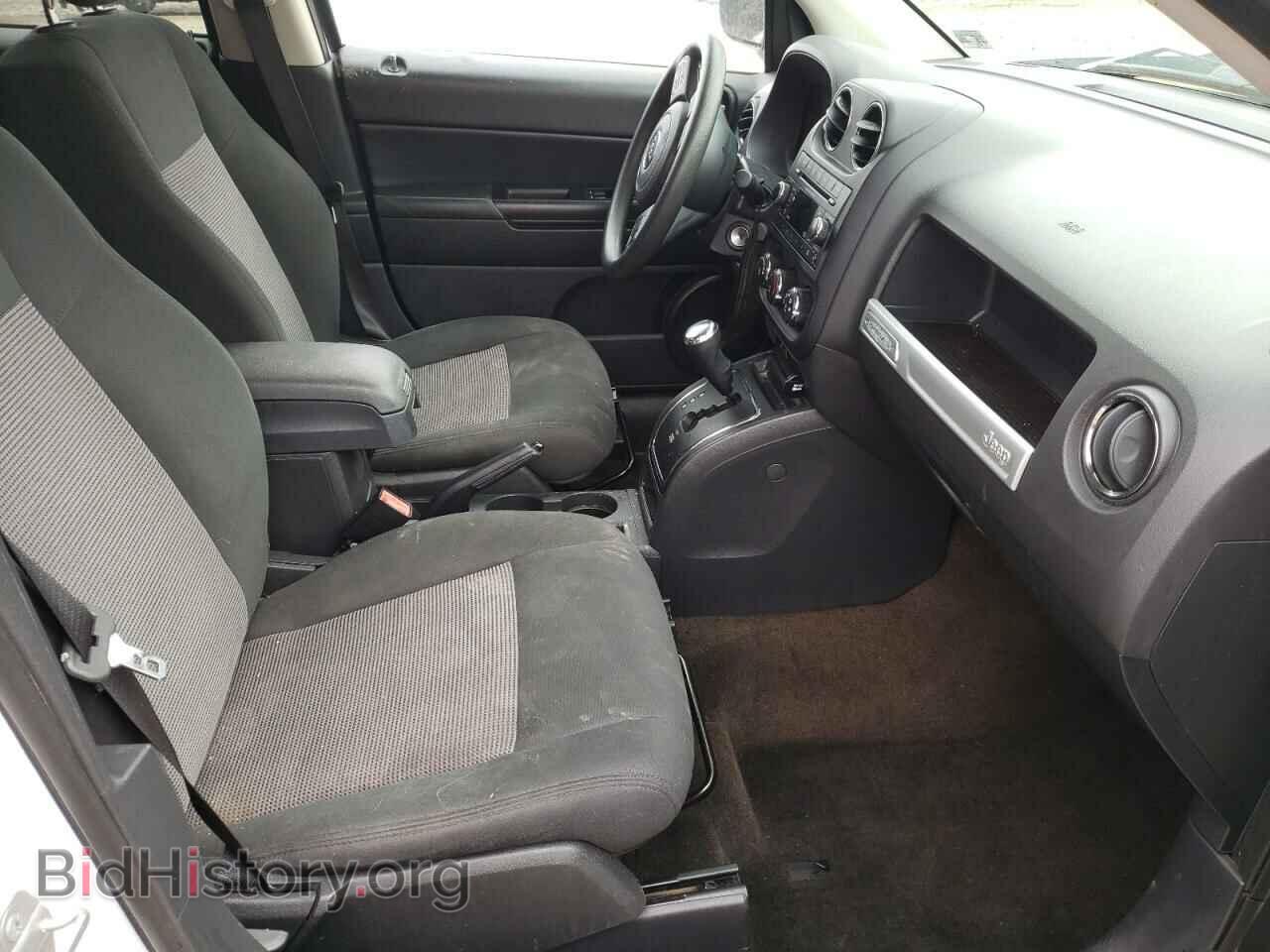 2014 JEEP COMPASS - VIN: 1C4NJCBB7ED865650 - Фото 5