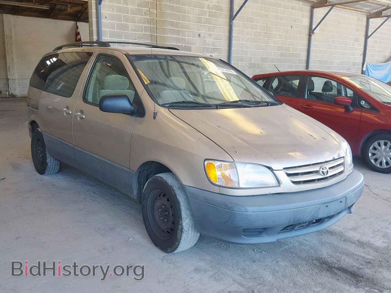 Фотография 4T3ZF19C42U446871 - TOYOTA SIENNA CE 2002