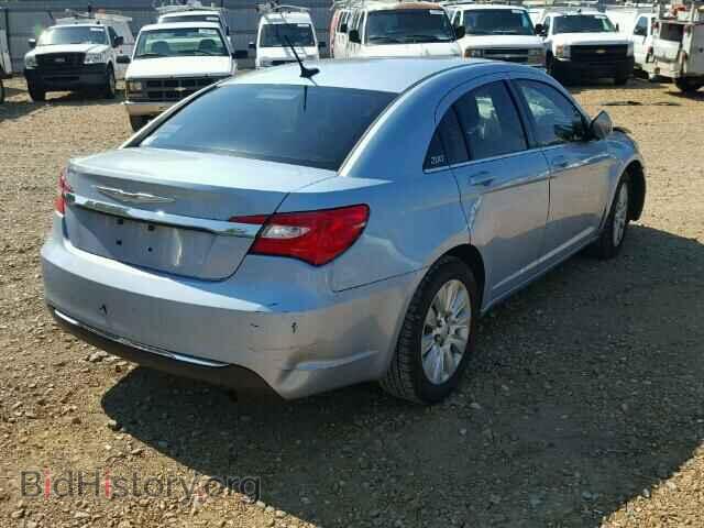 2013 CHRYSLER 200 - VIN: 1C3CCBAB8DN733944 - Photo 4