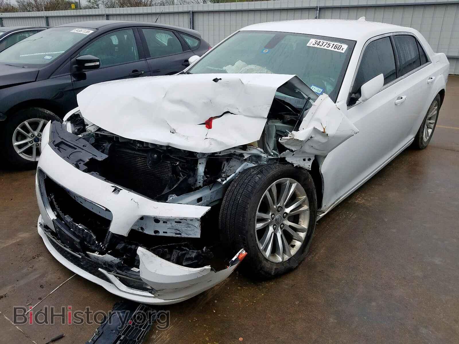2017 CHRYSLER 300 - VIN: 2C3CCAAG2HH552391 - Фото 2