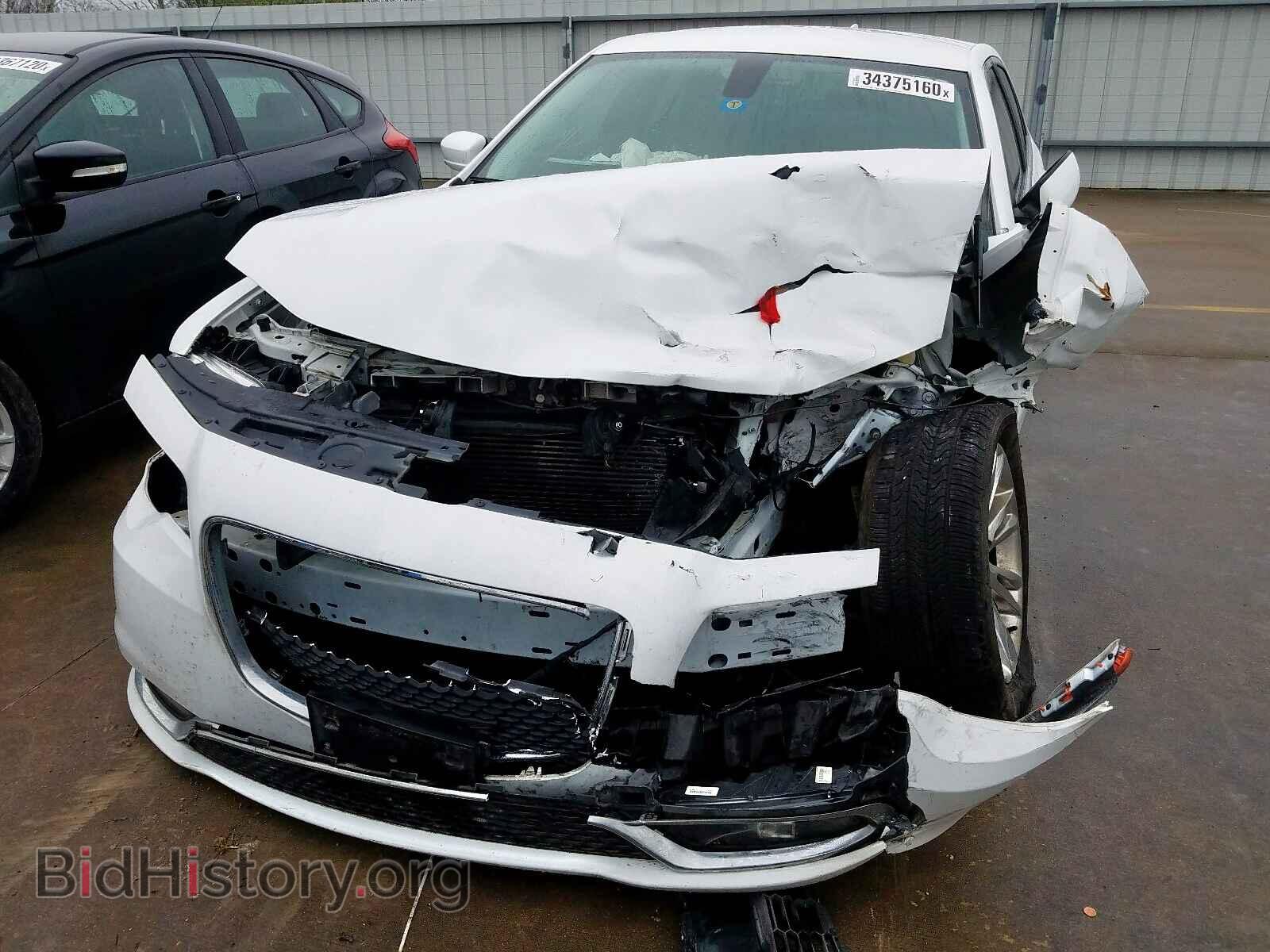 2017 CHRYSLER 300 - VIN: 2C3CCAAG2HH552391 - Фото 9