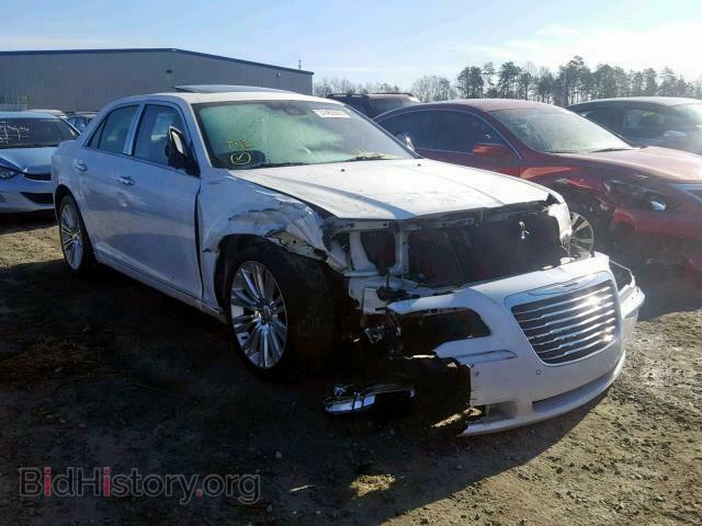 Фотография 2C3CA6CT3BH563050 - CHRYSLER 300 2011