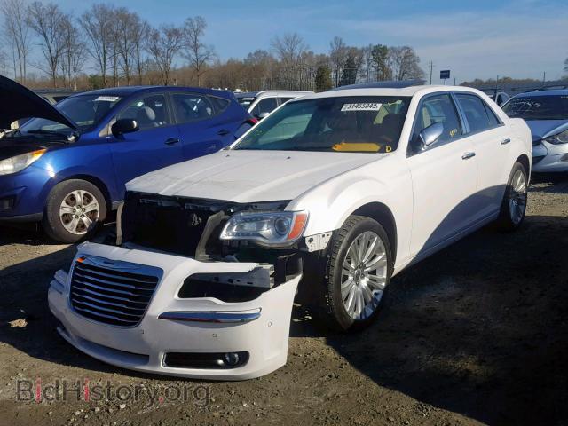 2011 CHRYSLER 300 - VIN: 2C3CA6CT3BH563050 - Фото 2