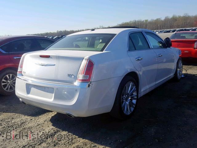 2011 CHRYSLER 300 - VIN: 2C3CA6CT3BH563050 - Фото 4