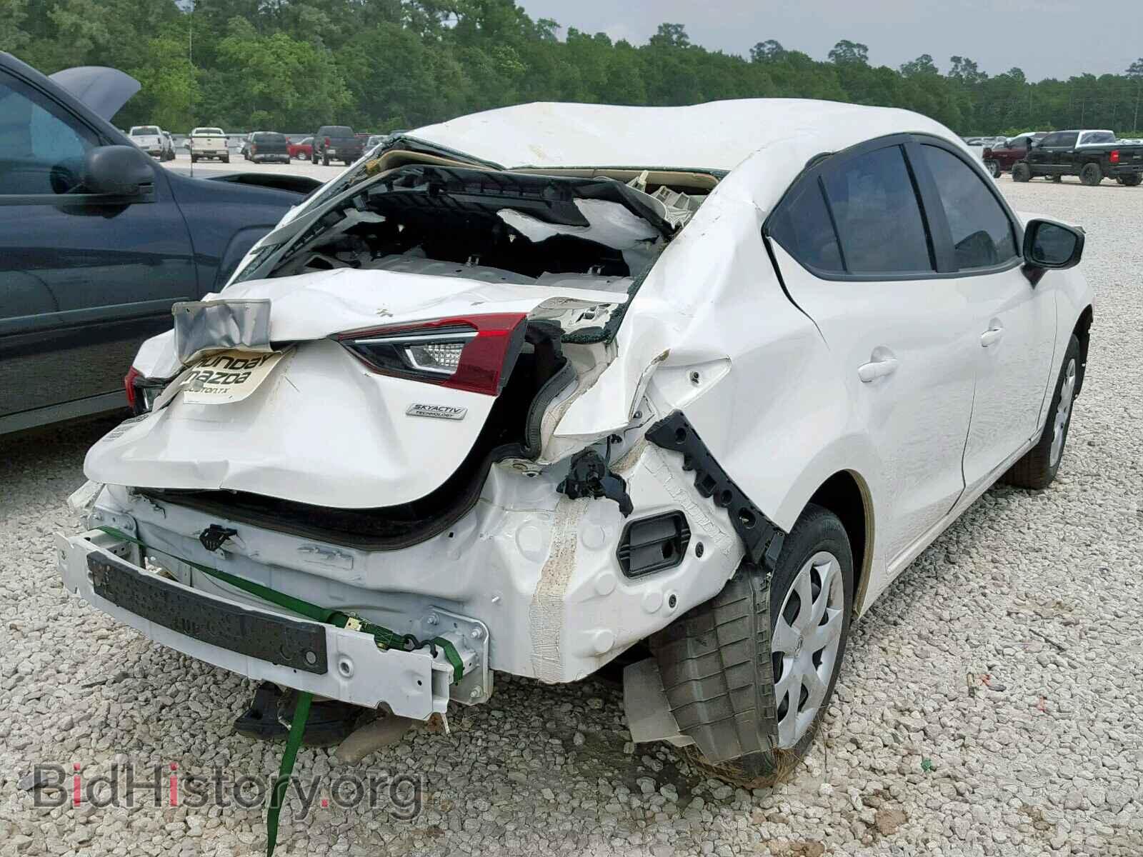 2017 MAZDA 3 - VIN: 3MZBN1U79HM102894 - Фото 4