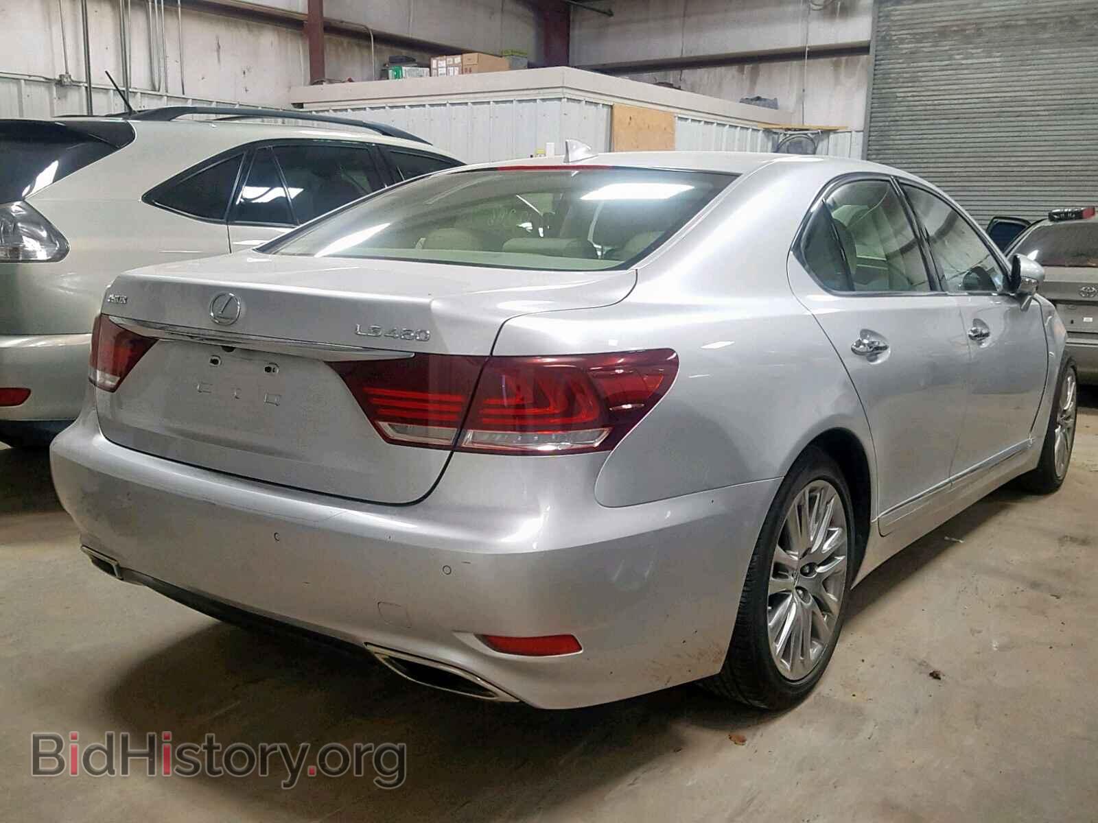 2016 LEXUS LS460 - VIN: JTHBL5EF5G5140843 - Photo 4