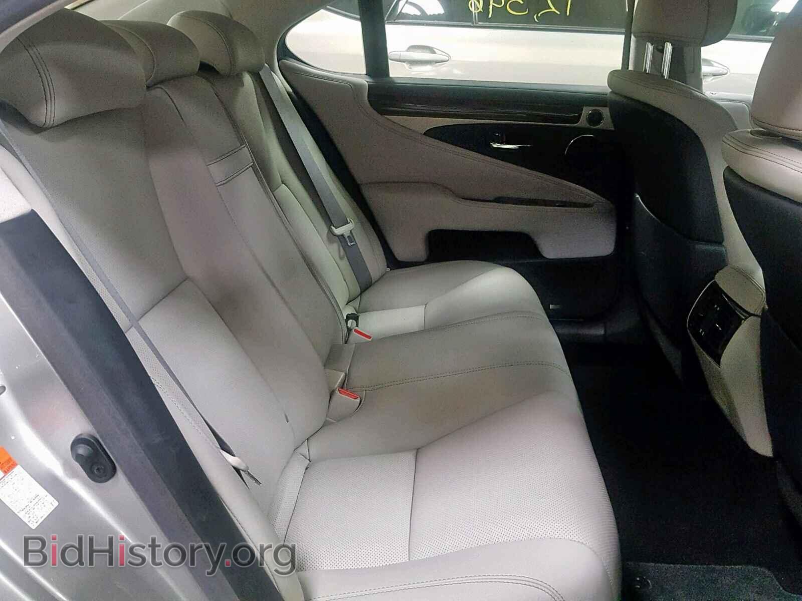 2016 LEXUS LS460 - VIN: JTHBL5EF5G5140843 - Photo 6