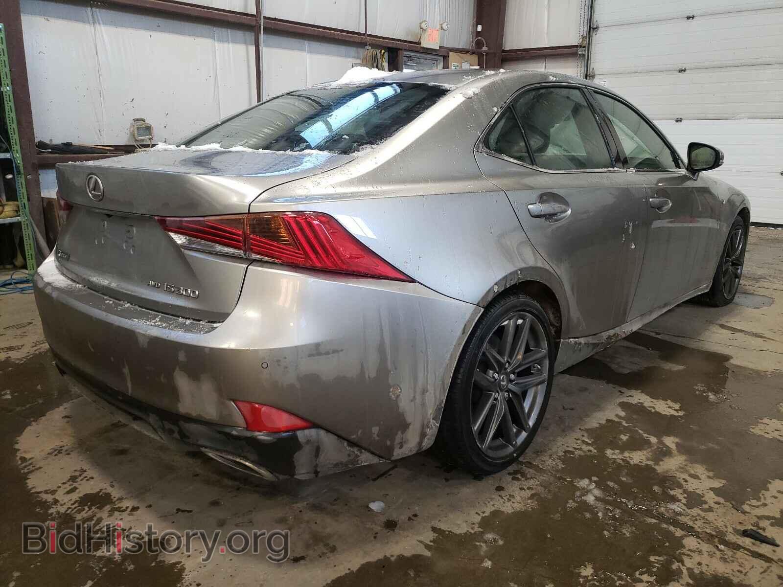2018 LEXUS IS - VIN: JTHC81D23J5029843 - Фото 4