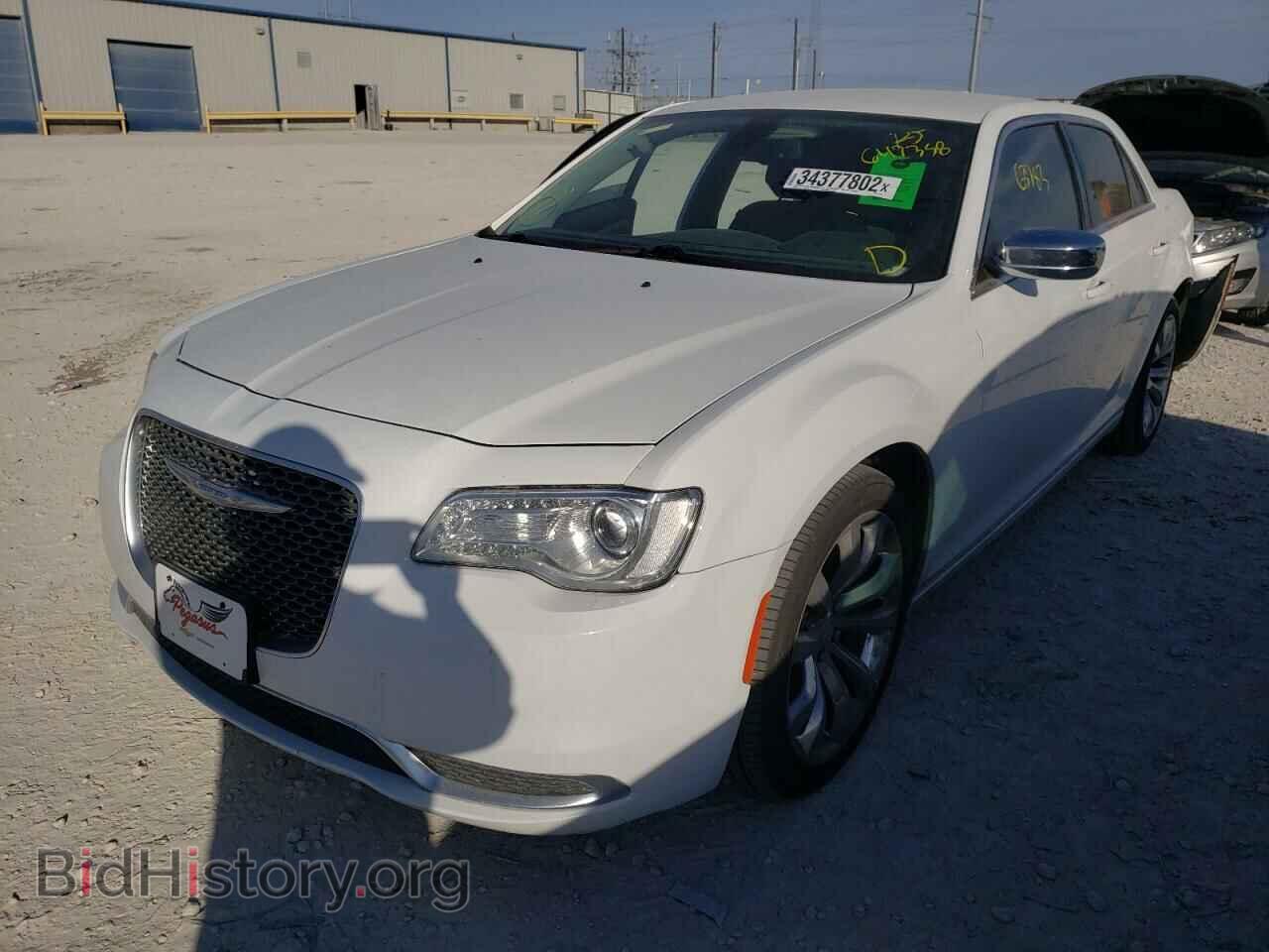 2017 CHRYSLER 300 - VIN: 2C3CCAAG8HH647358 - Фото 2