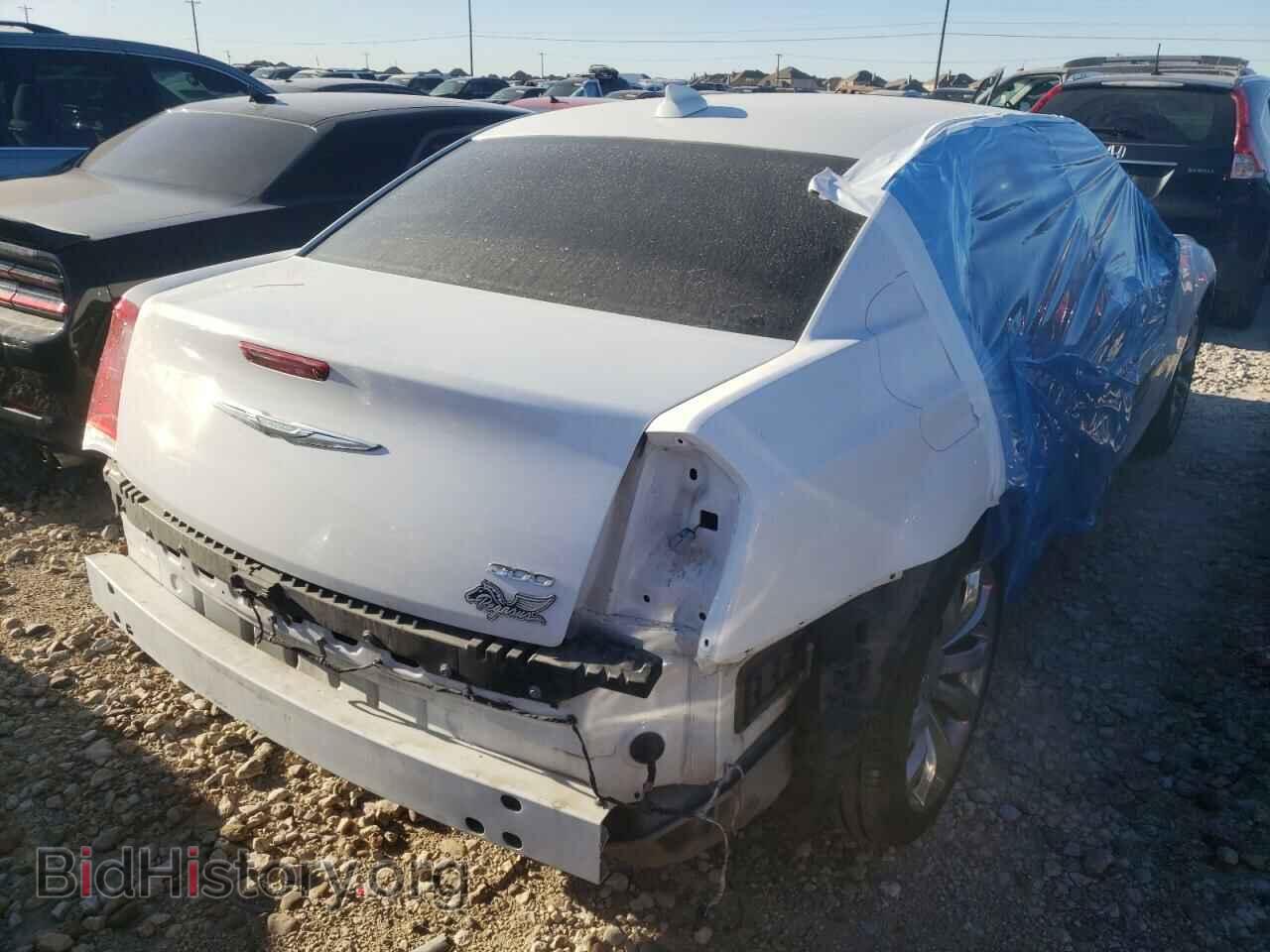 2017 CHRYSLER 300 - VIN: 2C3CCAAG8HH647358 - Фото 4