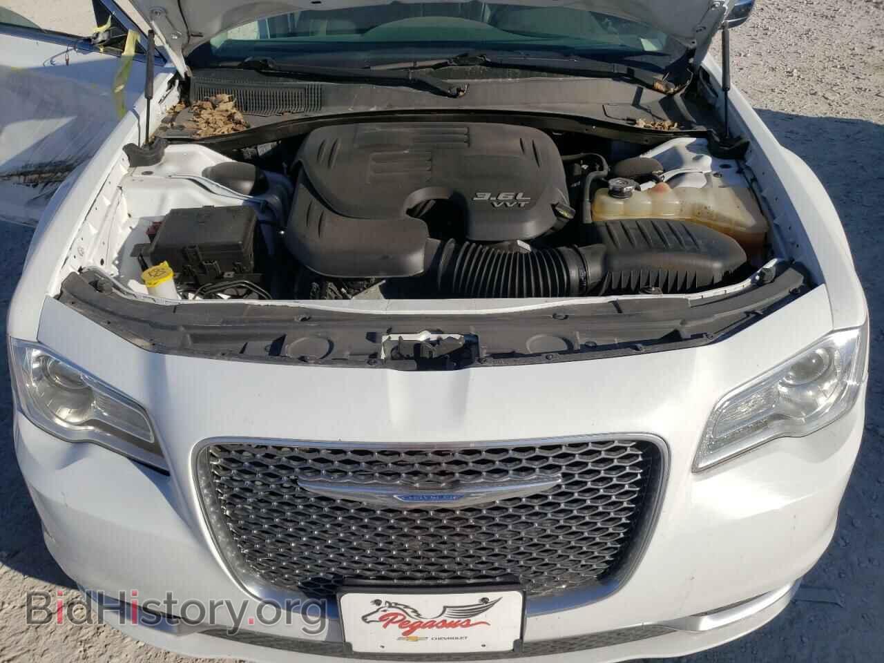 2017 CHRYSLER 300 - VIN: 2C3CCAAG8HH647358 - Фото 7