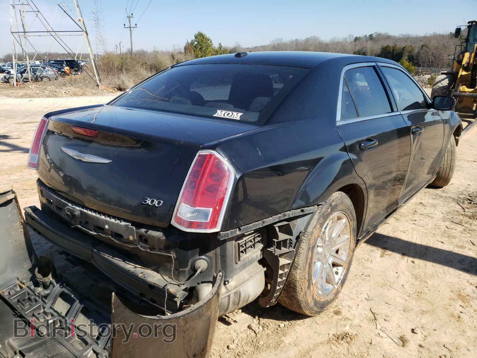 2012 CHRYSLER 300 - VIN: 2C3CCAAG8CH245977 - Фото 4