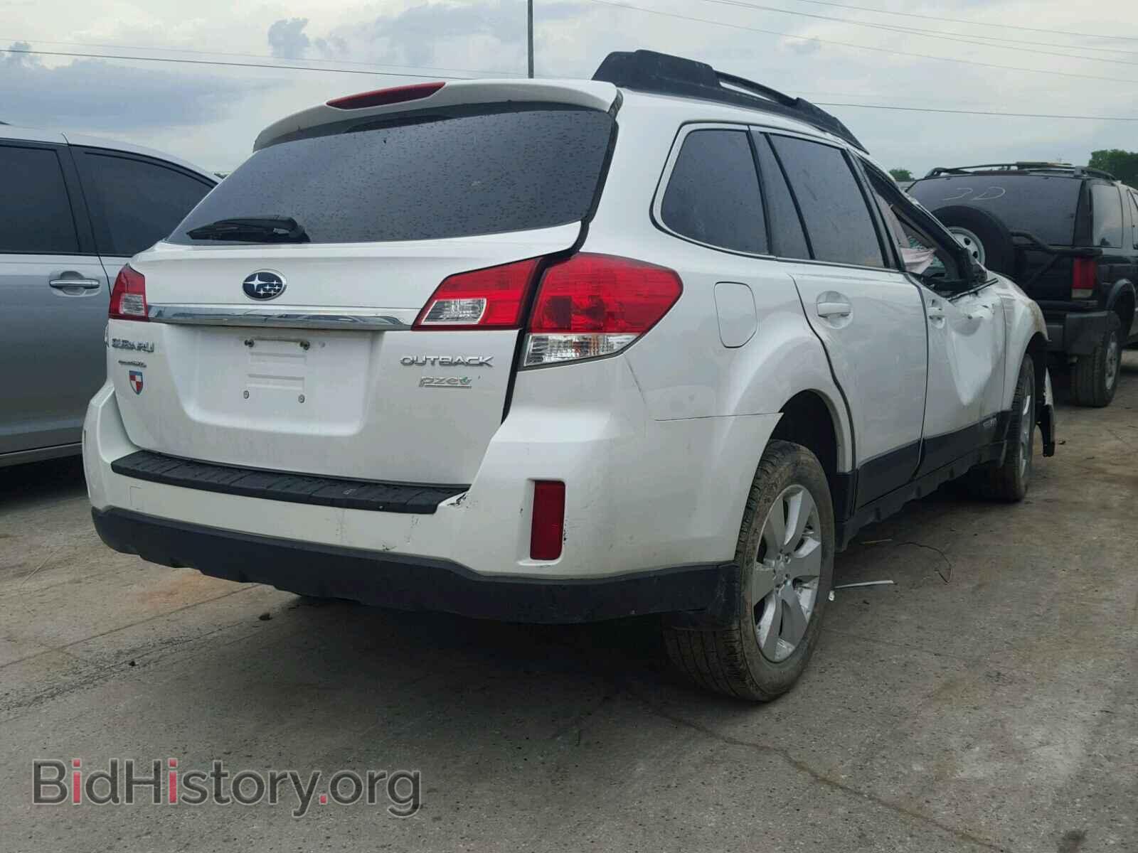 2011 SUBARU OUTBACK - VIN: 4S4BRBCC0B3434657 - Photo 4
