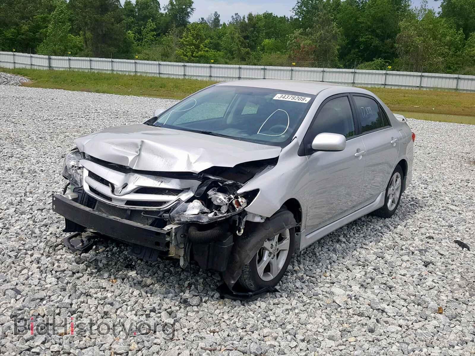2013 TOYOTA COROLLA BA - VIN: 5YFBU4EE9DP131609 - Фото 2