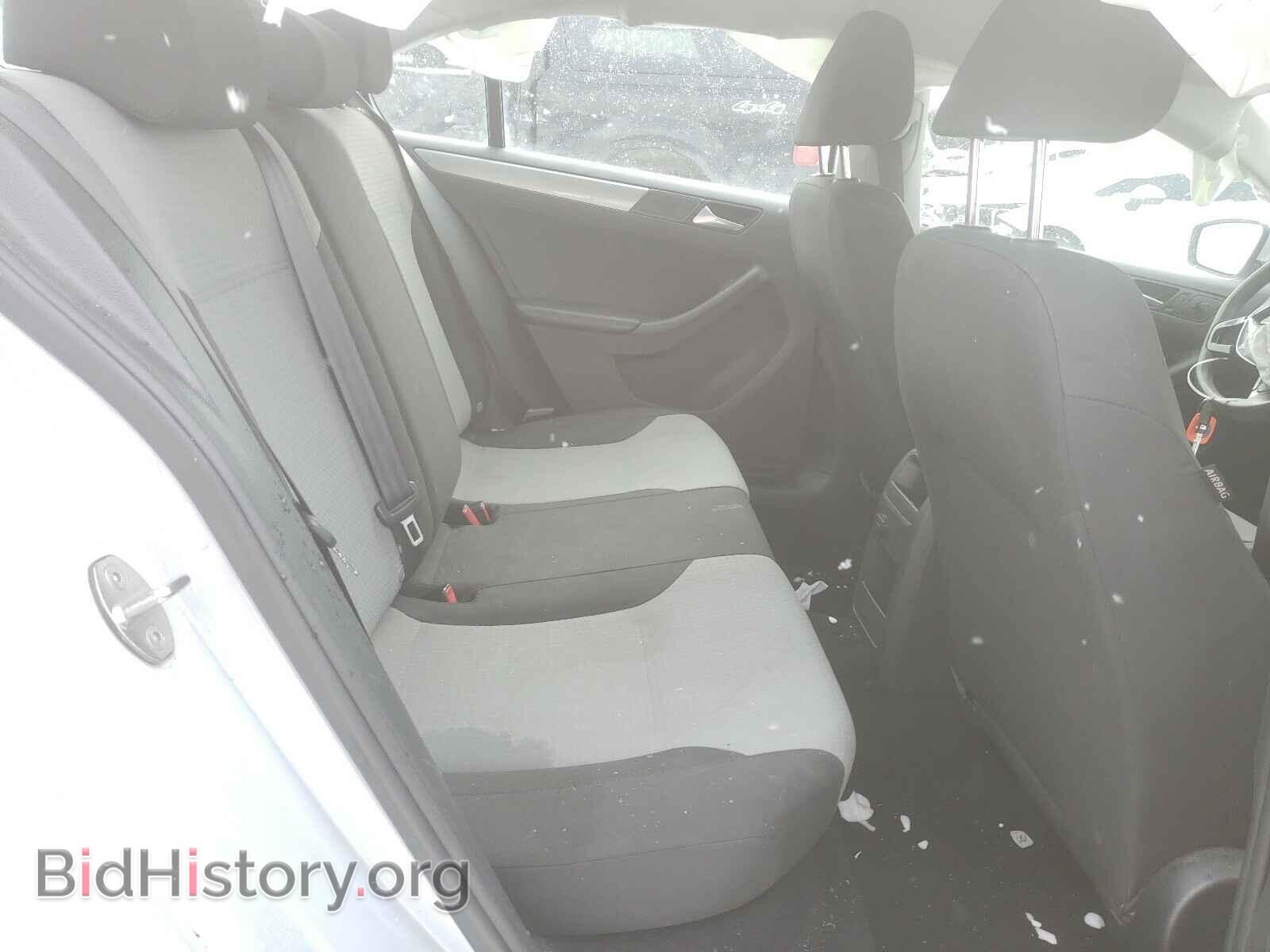 2017 VOLKSWAGEN JETTA - VIN: 3VW2B7AJ0HM370776 - Фото 6