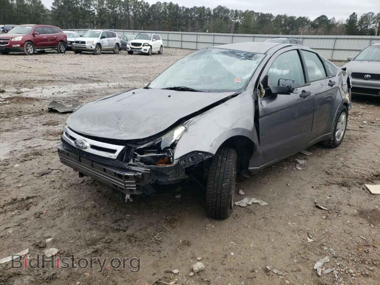 2011 FORD FOCUS - VIN: 1FAHP3EN2BW101115 - Фото 2