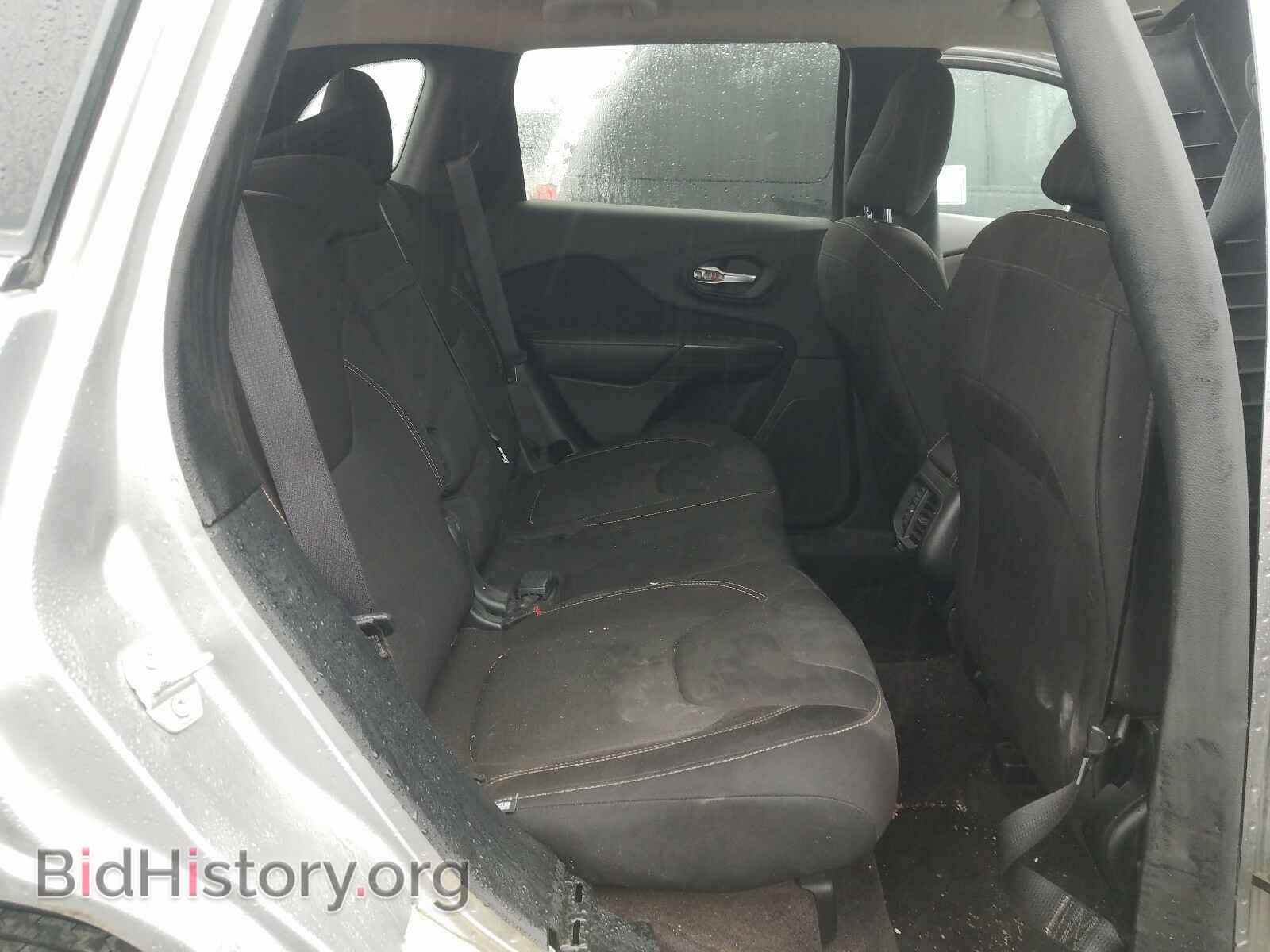 2016 JEEP CHEROKEE - VIN: 1C4PJMCB6GW316347 - Фото 6