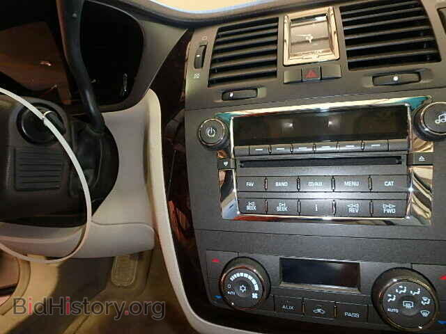 2011 CADILLAC DTS - VIN: 1G6KD5E61BU100212 - Фото 9