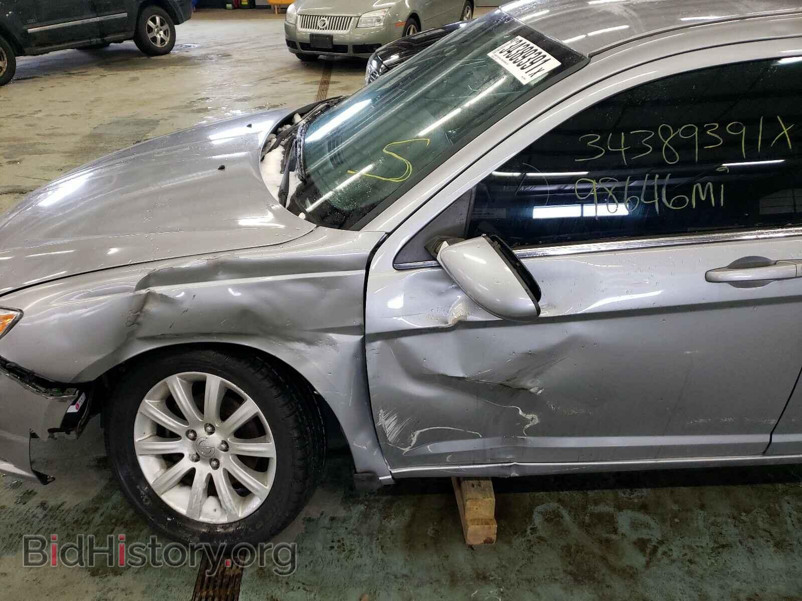 2013 CHRYSLER 200 - VIN: 1C3CCBBB2DN695030 - Фото 9