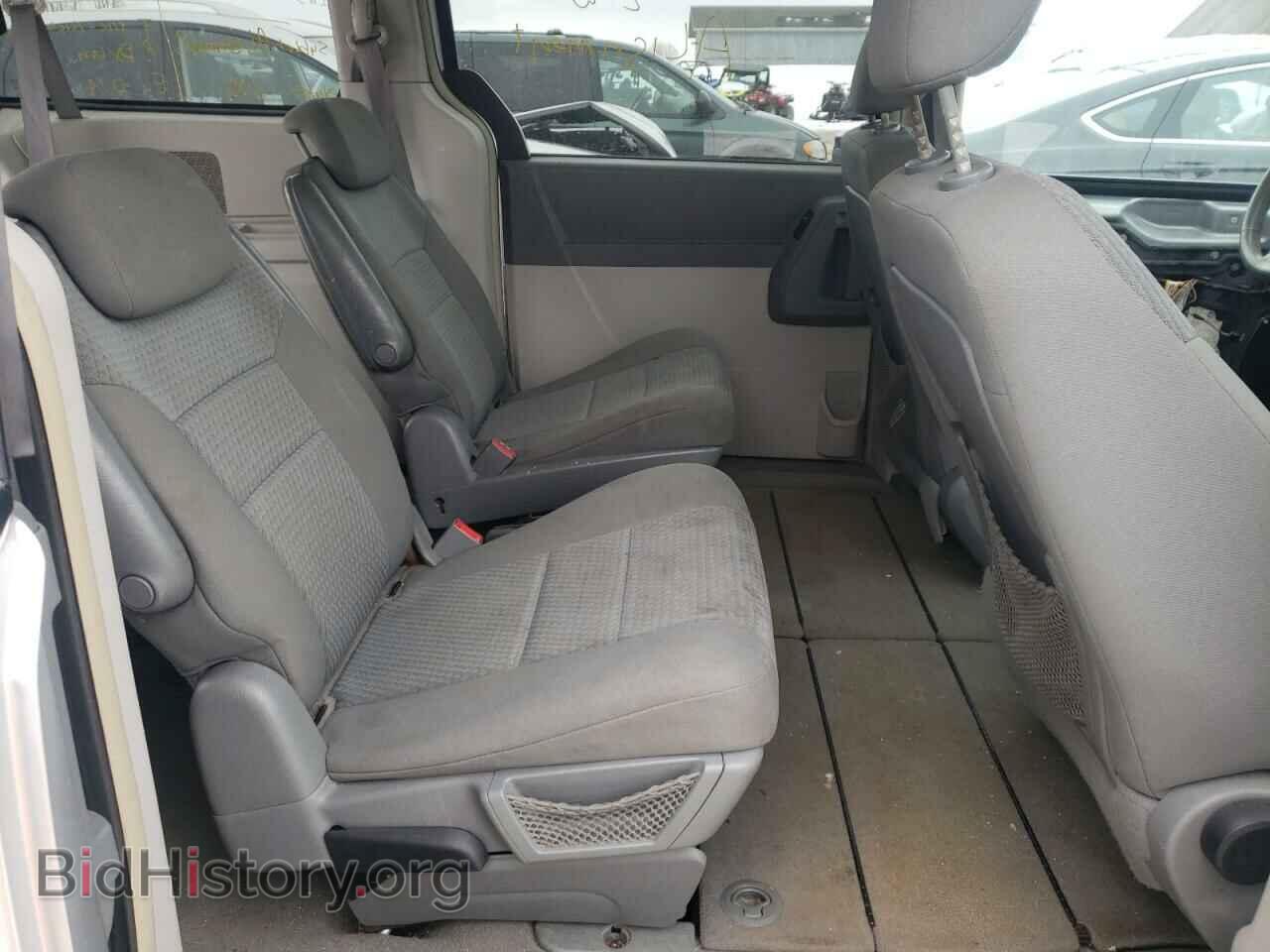 2010 CHRYSLER MINIVAN - VIN: 2A4RR5D1XAR214234 - Фото 6