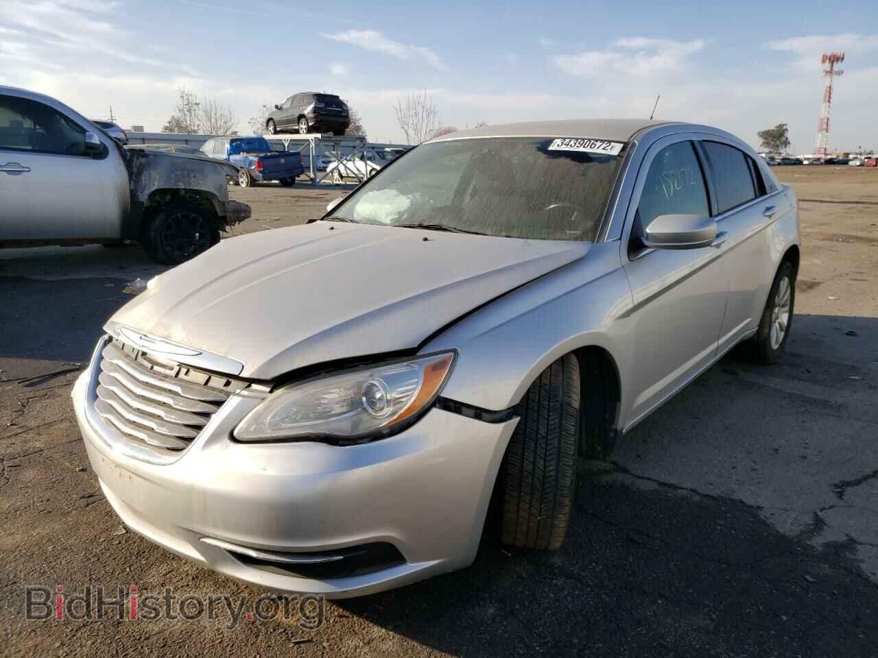2011 CHRYSLER 200 - VIN: 1C3BC1FB1BN547805 - Фото 2