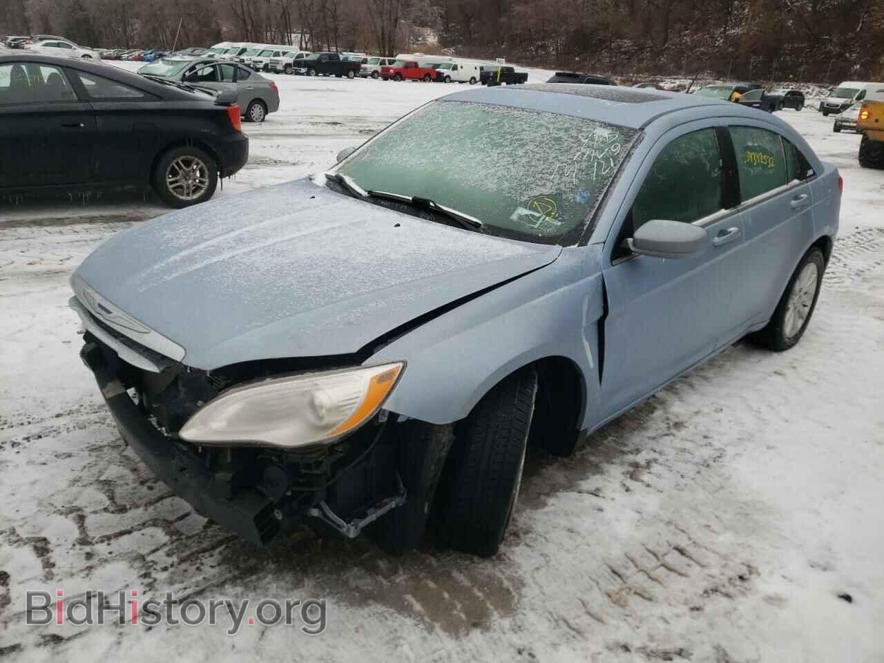 2014 CHRYSLER 200 - VIN: 1C3CCBBB8EN131819 - Фото 2