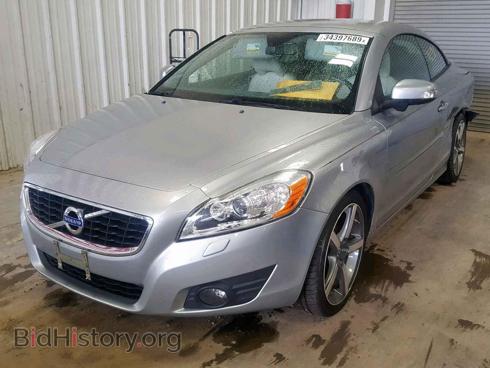 2012 VOLVO C70 - VIN: YV1672MC0CJ129970 - Фото 2