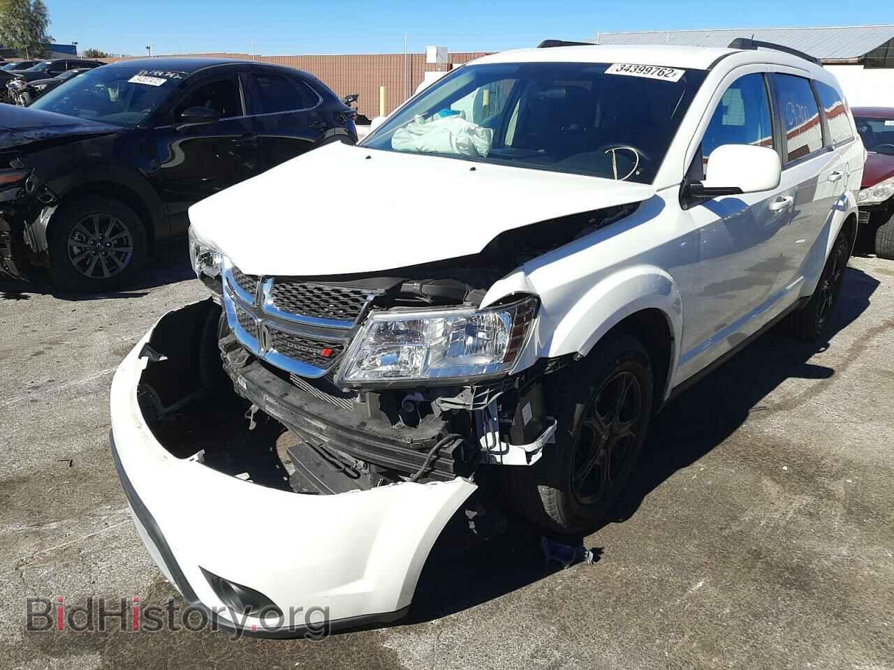 2018 DODGE JOURNEY - VIN: 3C4PDCBB6JT188854 - Фото 2