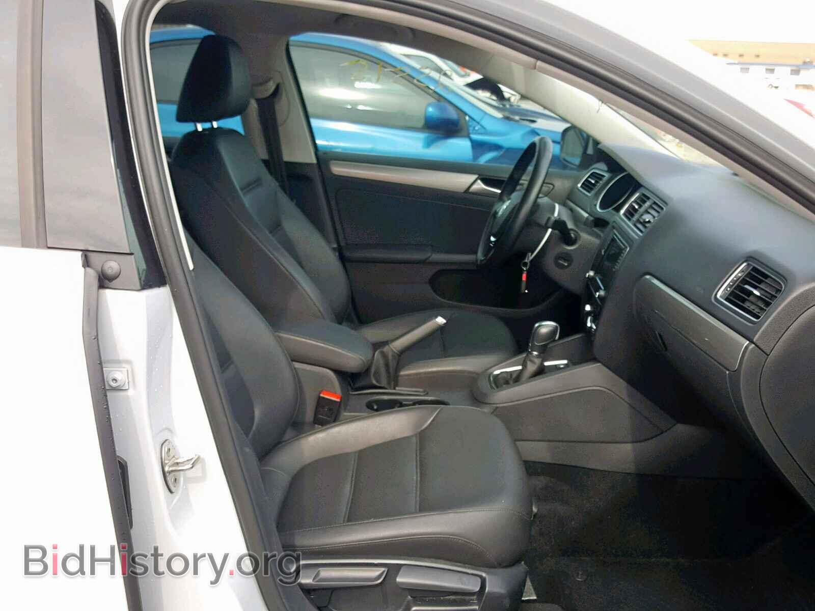 2017 VOLKSWAGEN JETTA - VIN: 3VWDB7AJ4HM390120 - Фото 5